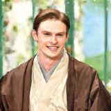 村雨辰剛の年収は700万円〜1000万円！庭師・俳優・YouTube収入を徹底解説